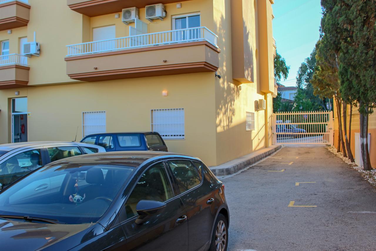 Hostal Esperanza Benajarafe Exterior photo